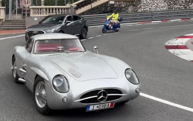 300 SLR