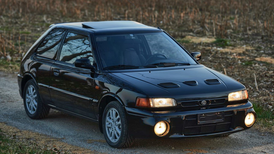 Mazda 323 AWD GT-R 1992-1994: Μηχάνημα οδήγησης | Drive