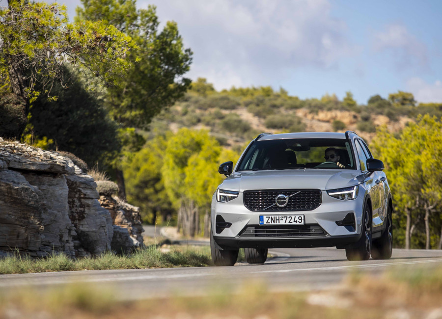Test drive Volvo XC40 Τ2 Drive