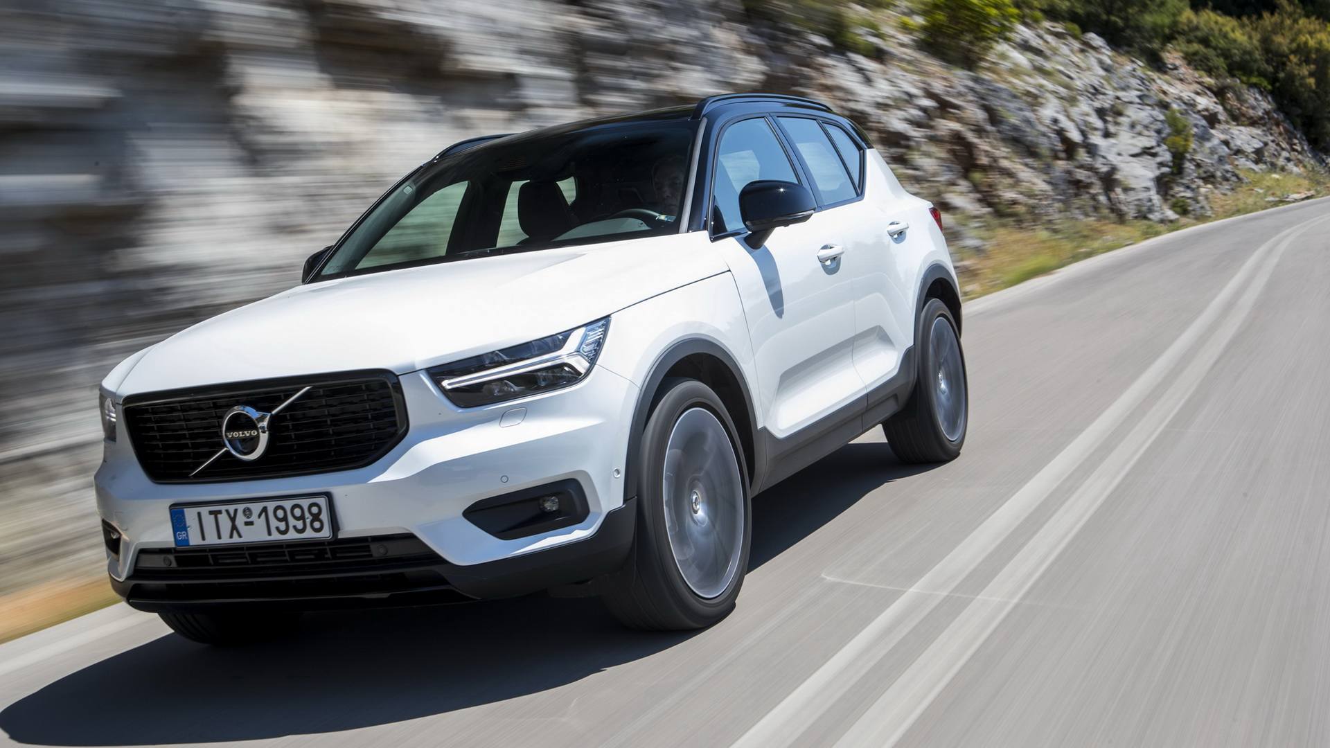 Test drive Volvo XC40 T5 AWD Drive