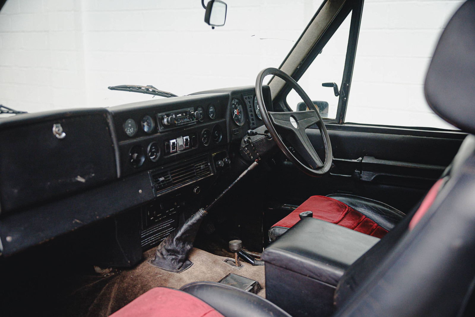 [Εικόνα: out-of-storage-after-40-years-peter-sell...k=m56Ntz68]