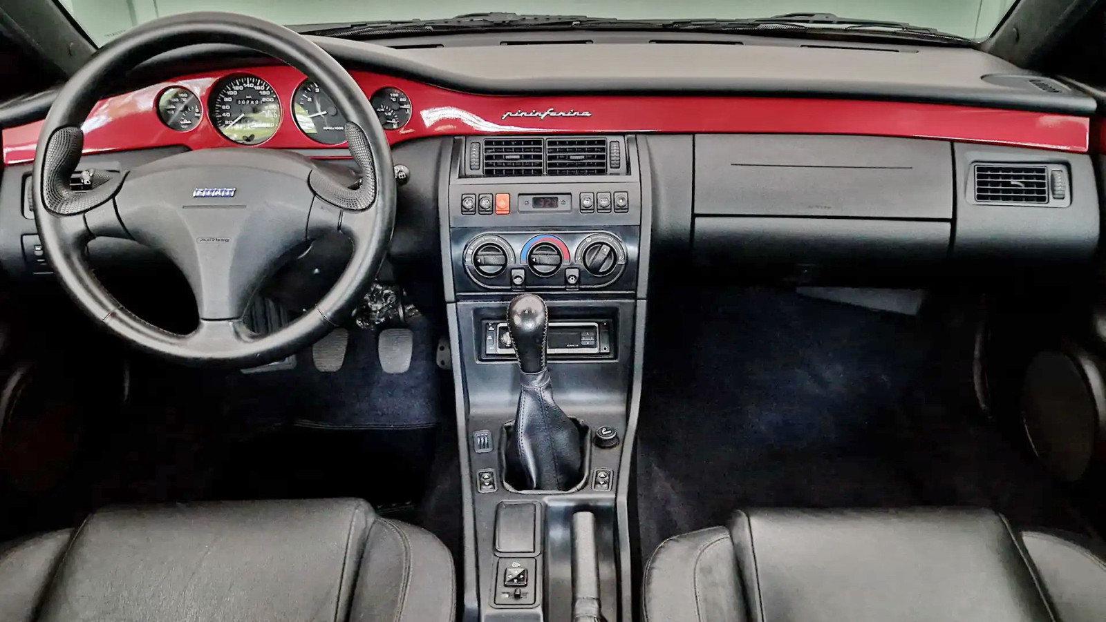 [Εικόνα: fiat_coupe_3.jpg?itok=hkmua6sb]