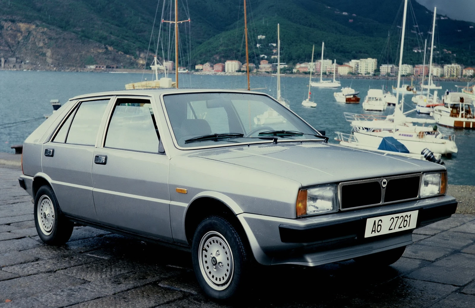 [Εικόνα: lha111_-_delta_1.3-1.5_1979-1982a.webp?itok=8E6yXWn5]
