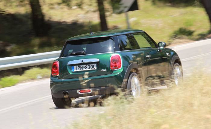 MINI One 102 PS road test | Drive