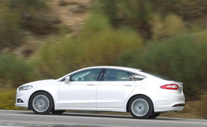 Ford Mondeo 1.5 TDCI 120 PS test drive gallery Drive