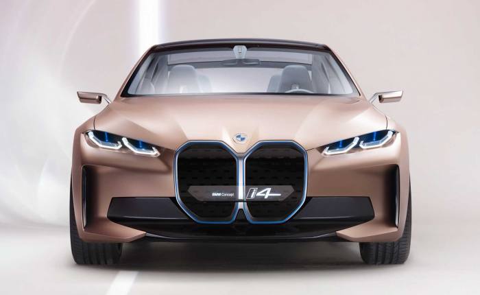 BMW Concept i4: Ηλεκτρικό Gran Coupe με 530 PS video | Drive