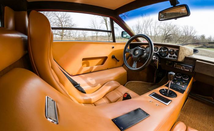 Lamborghini countach салон