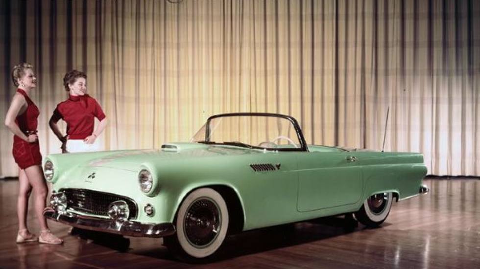 Σαν σήμερα Το 1954 γεννήθηκε το Ford Thunderbird Drive