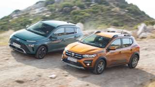 LPG vs Βενζίνη: Dacia Sandero Stepway 1.0 TCe LPG vs Hyundai Bayon 1.2 MPi 84 PS, photo credit DRIVE Media/Thanassis Koutsogiannis